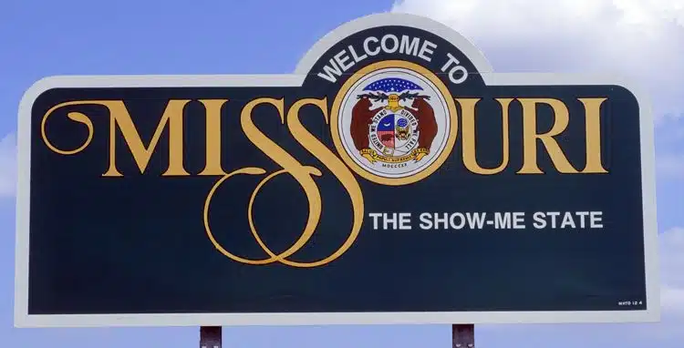 welcome to Missouri the show-me state highway welcome sign