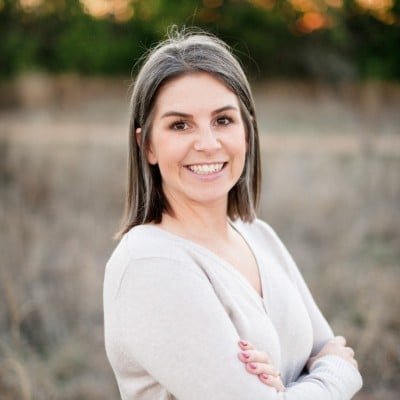 Headshot of Adrianna Nowell