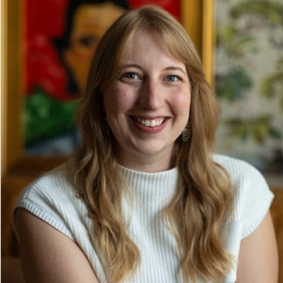 Headshot of April Barthold